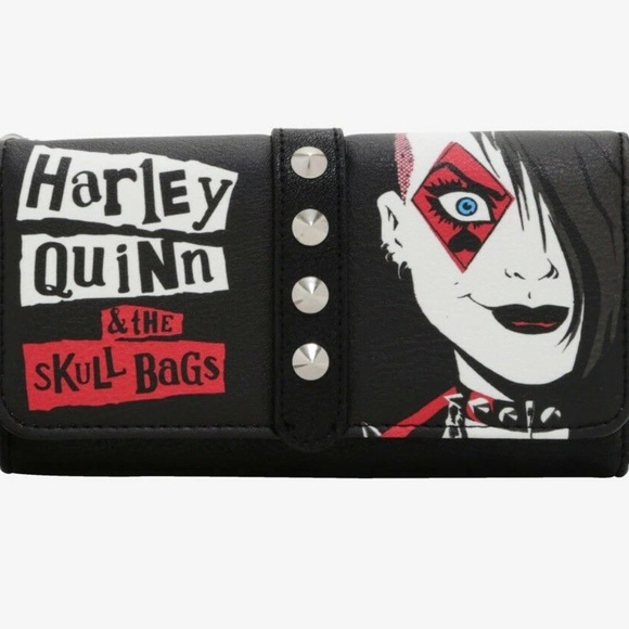 DC Comics Handbags - Dc Comics Harley Quinn skull bags wristlet wallet